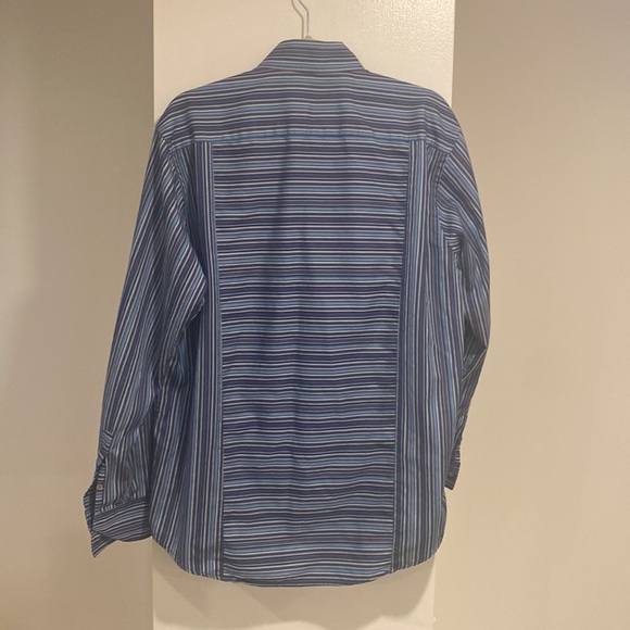 NOW ON SALE‼️ Ted Baker men’s button down Size 4
Like new condition - Picture 7 of 8